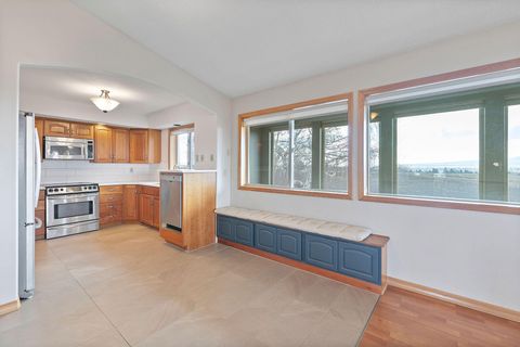 Tiny photo for 2490 NW Deschutes Drive, Madras, OR 97741 (MLS # 220212526)