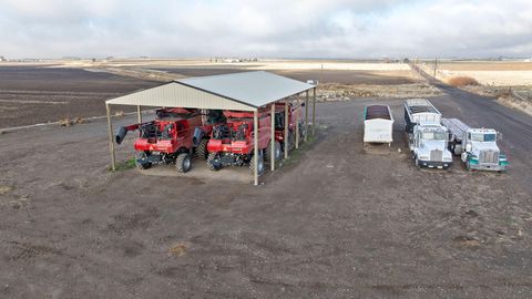 Tiny photo for 2490 NW Deschutes Drive, Madras, OR 97741 (MLS # 220212526)