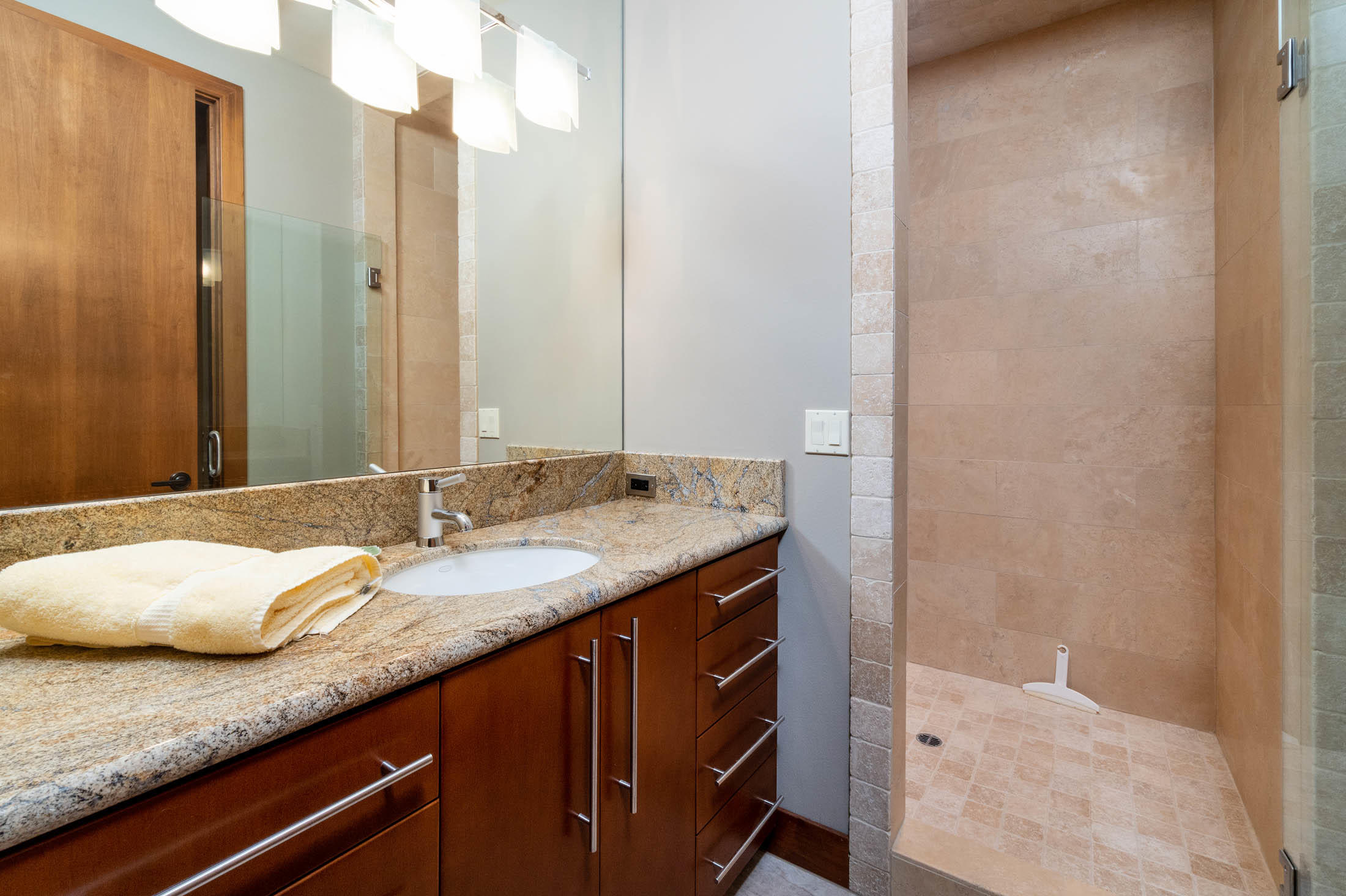 Broken Top - Residential