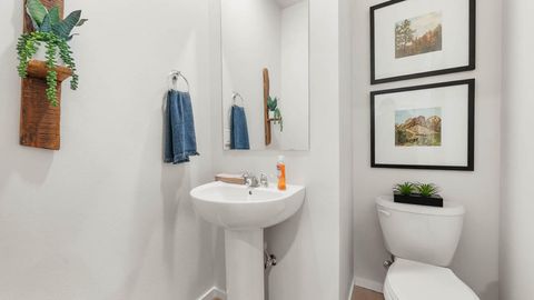 Tiny photo for 62615 NE Lawler Place, Bend, OR 97701 (MLS # 220223086)