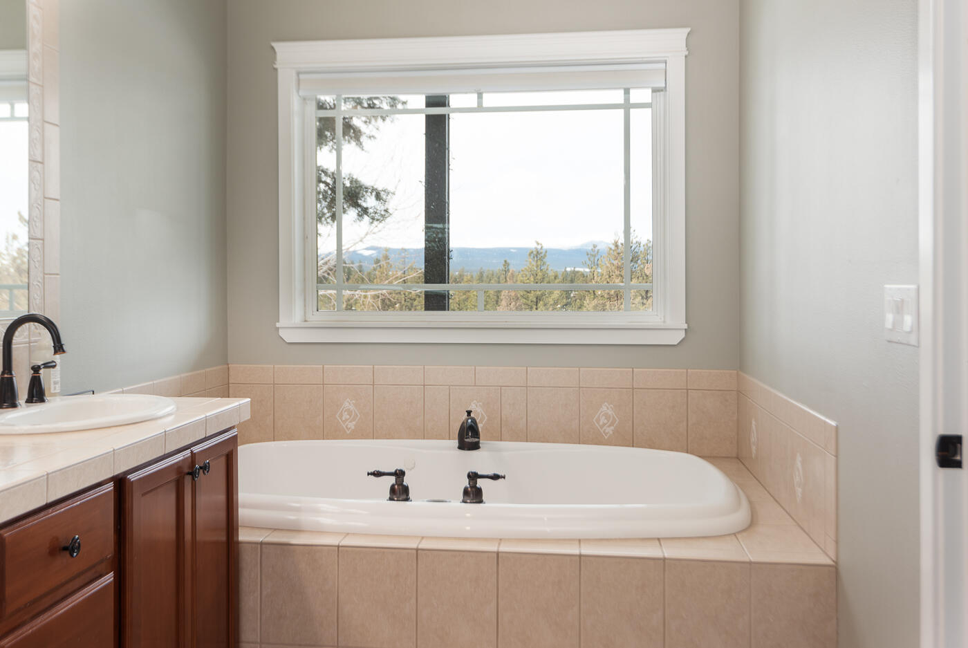 Awbrey Ridge - Residential