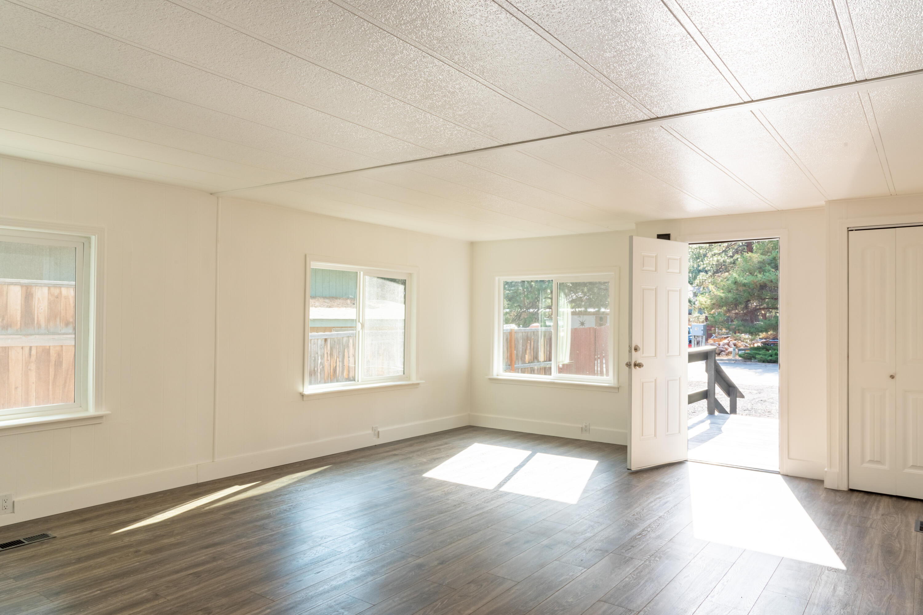 Romaine Village - Residential