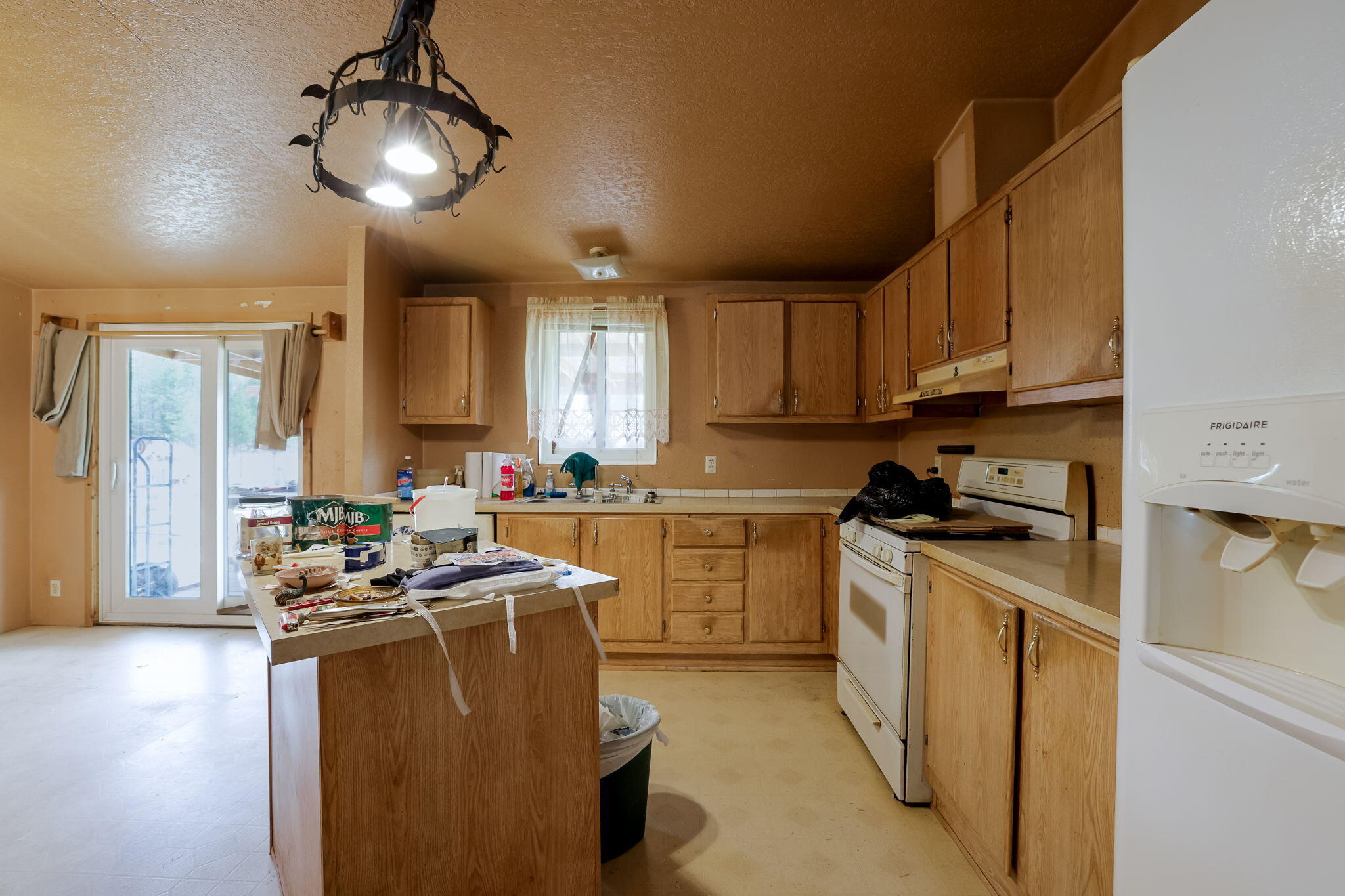 Split Rail Ranchos - Residential