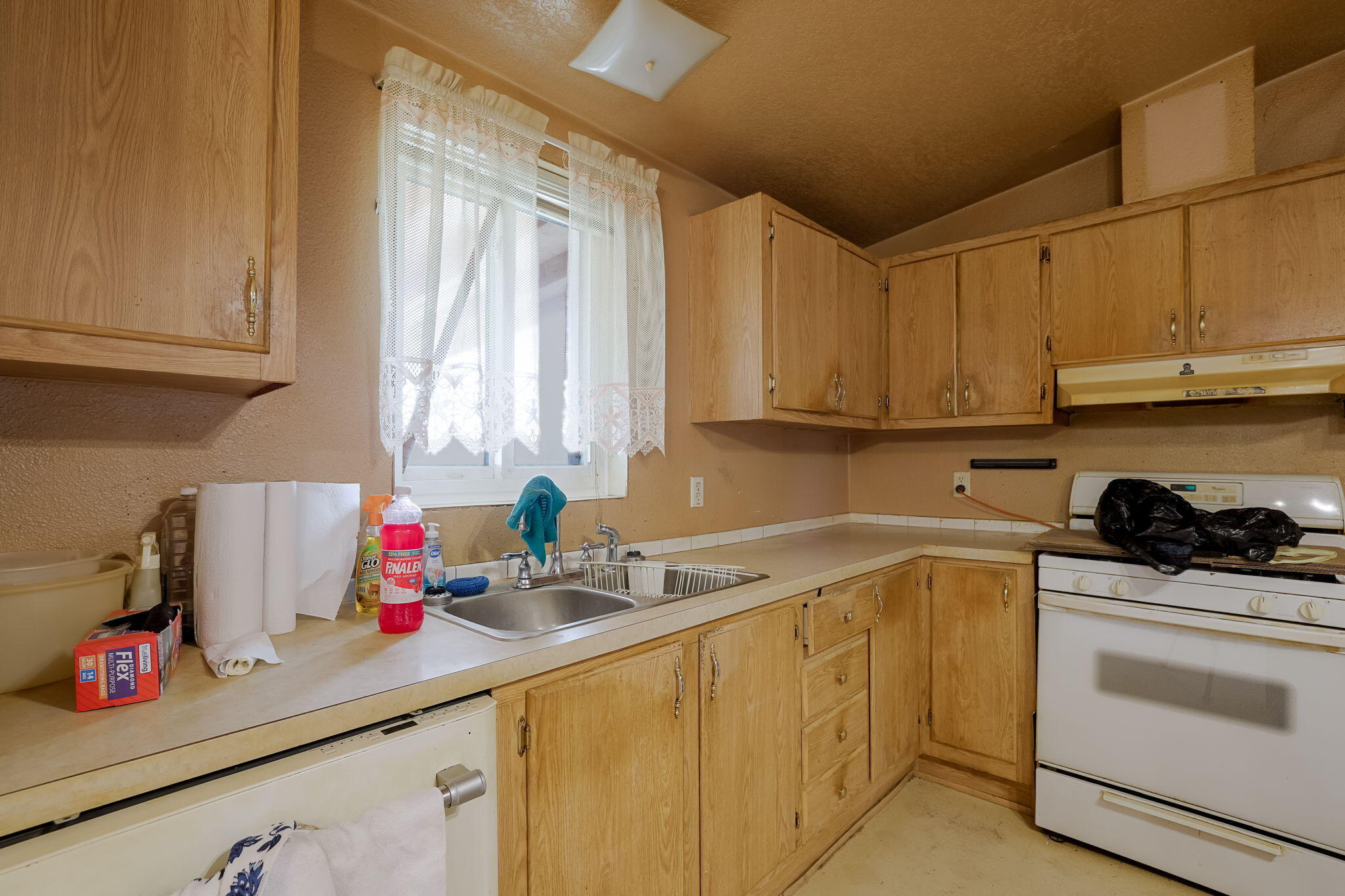 Split Rail Ranchos - Residential