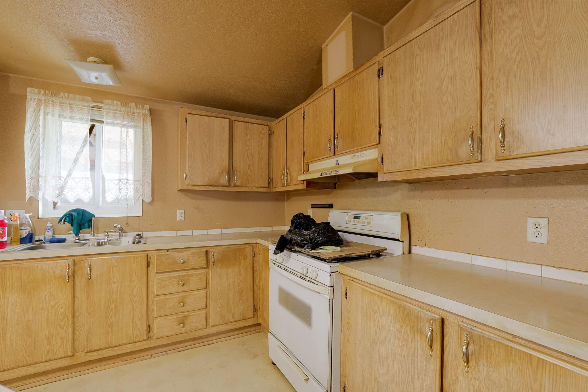 Split Rail Ranchos - Residential