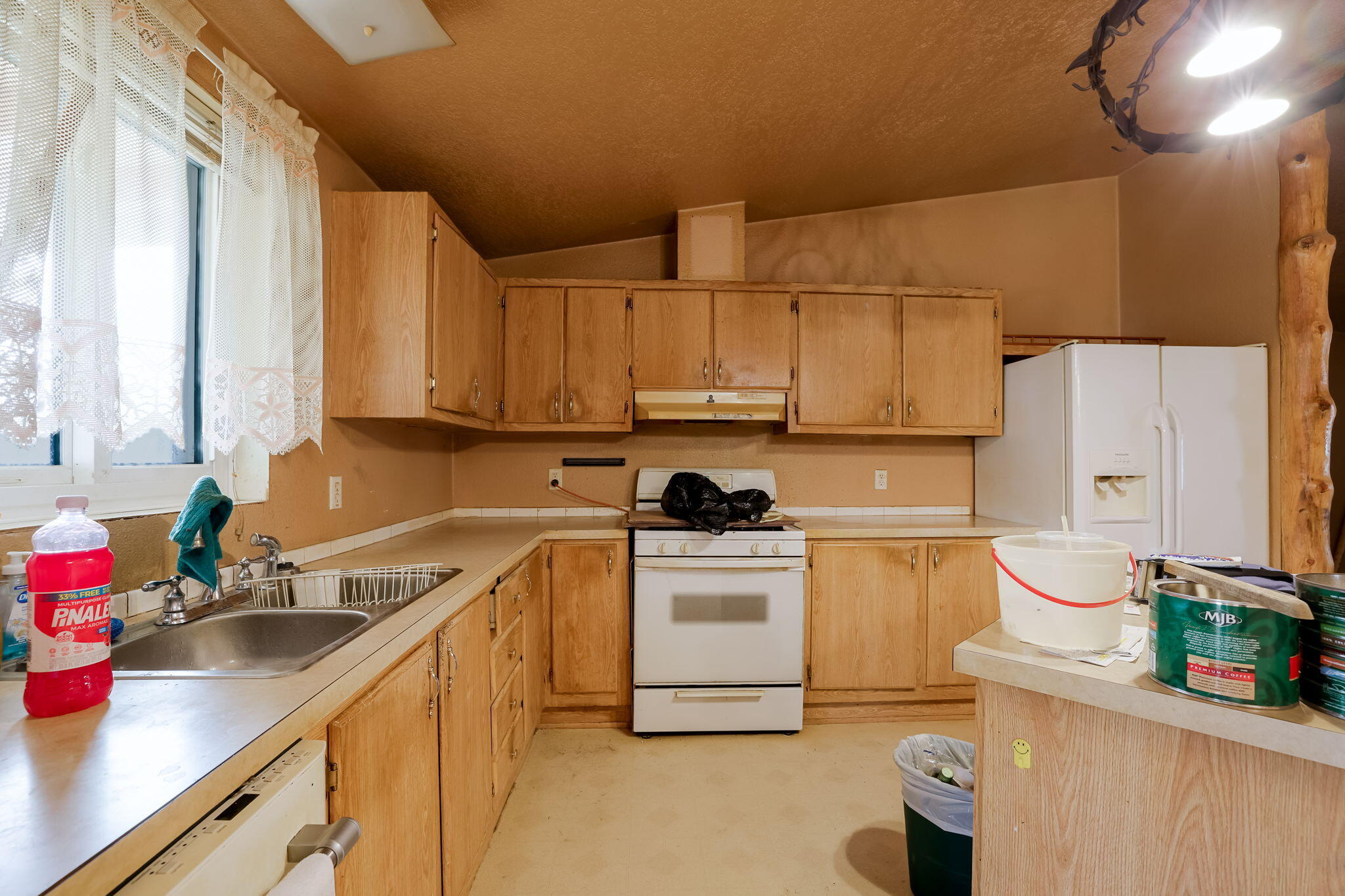 Split Rail Ranchos - Residential