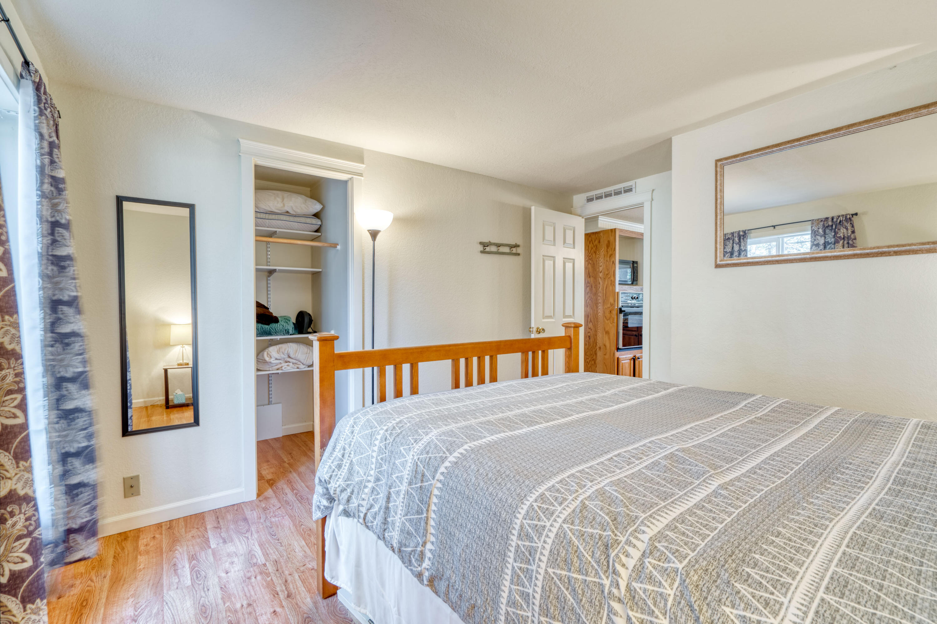 Romaine Village - Residential