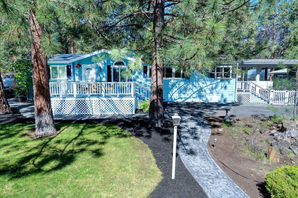 Romaine Village - Residential