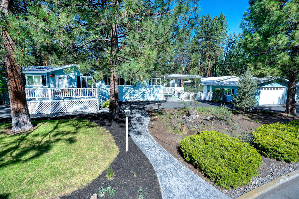 Romaine Village - Residential