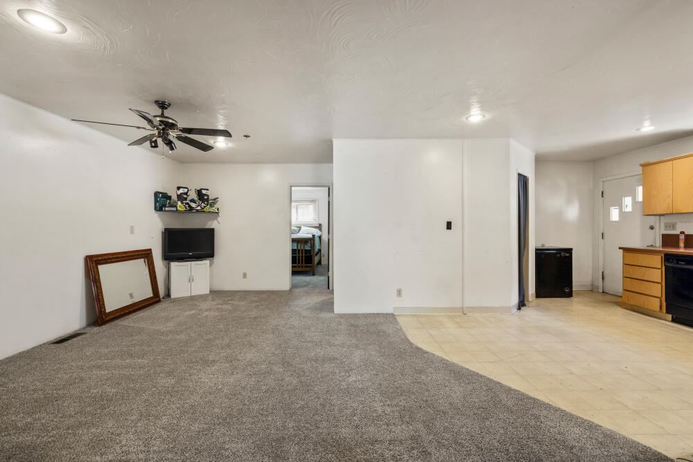 Lake Shore Gardens - Residential