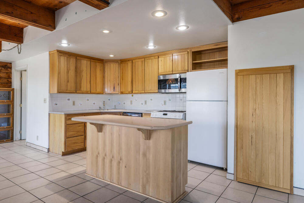 Lake Shore Gardens - Residential