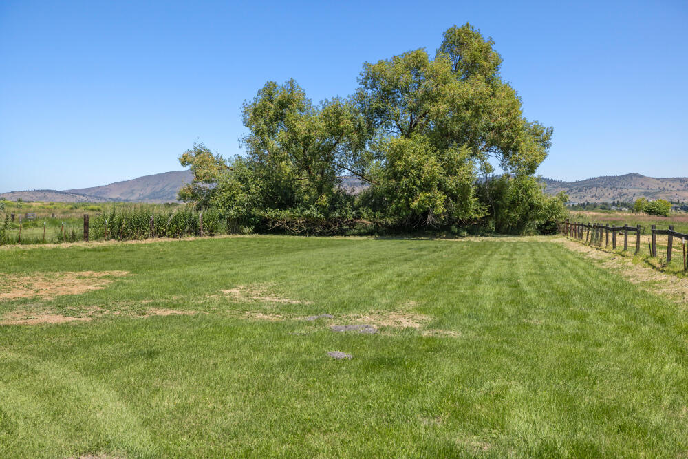 Lake Shore Gardens - Residential