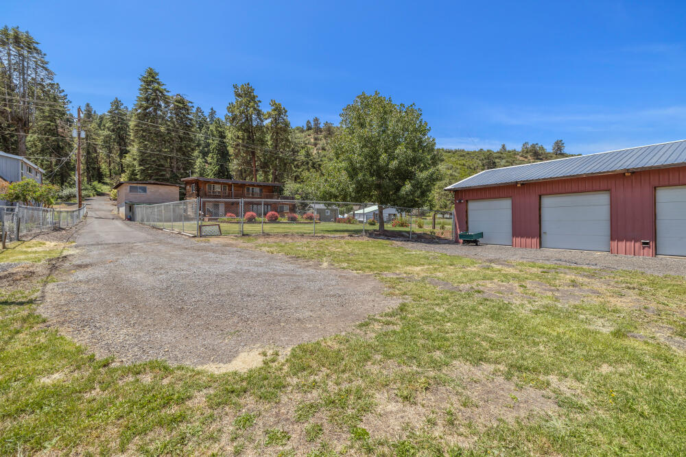 Lake Shore Gardens - Residential