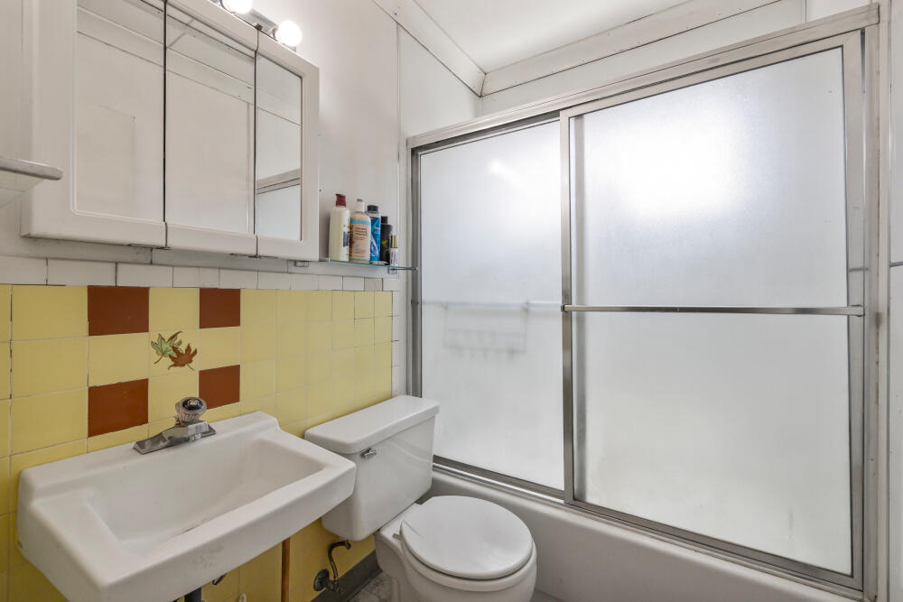 Lake Shore Gardens - Residential