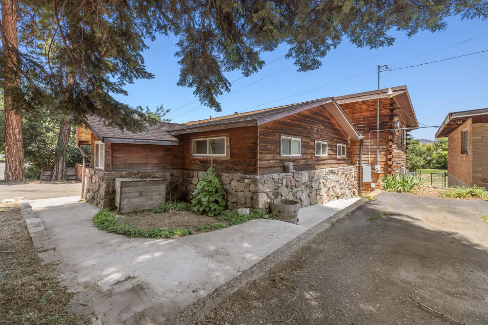 Lake Shore Gardens - Residential