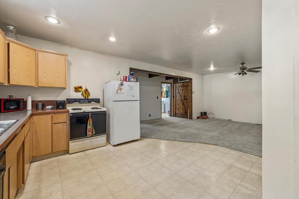 Lake Shore Gardens - Residential