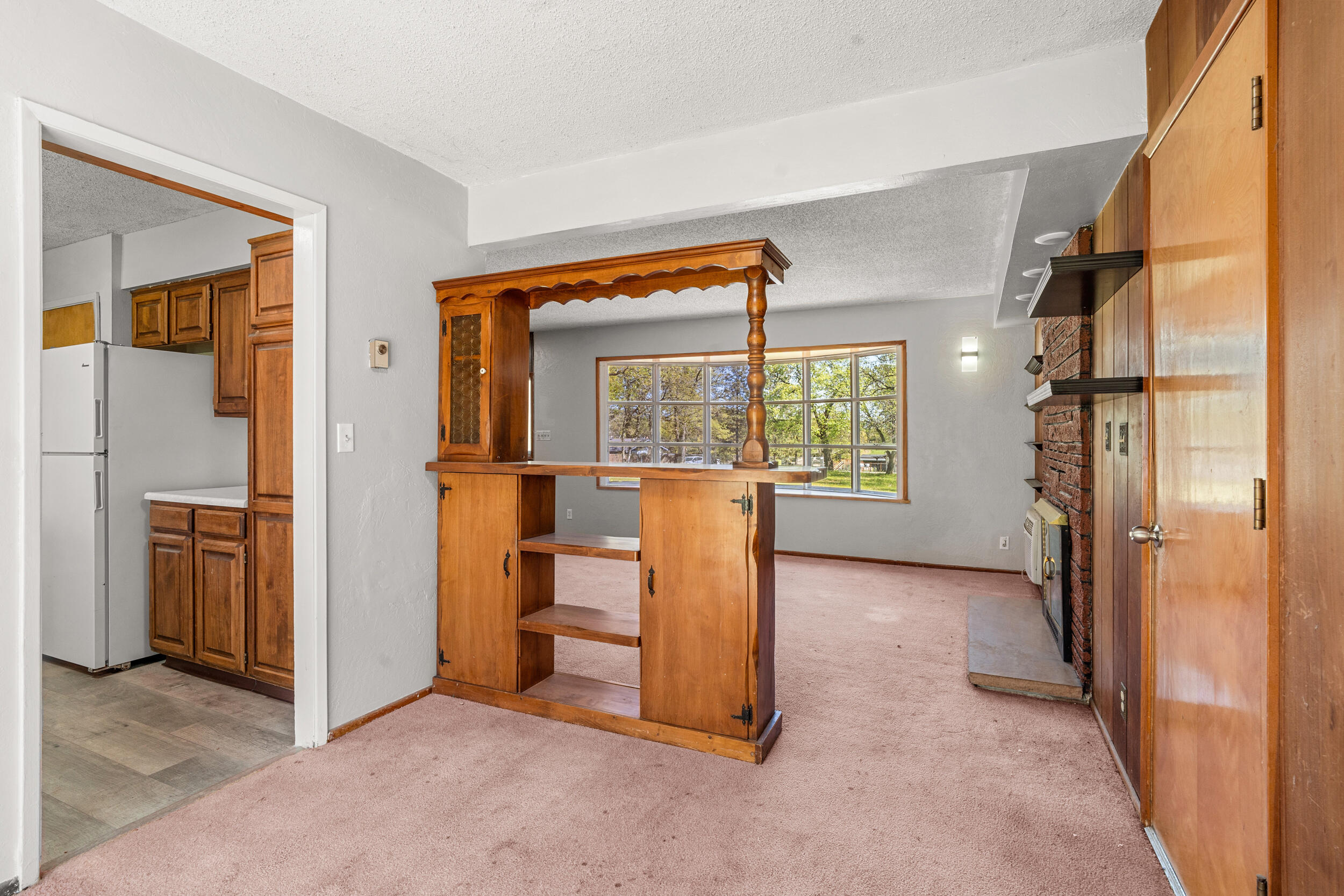 Land Of Many Oaks - Residential