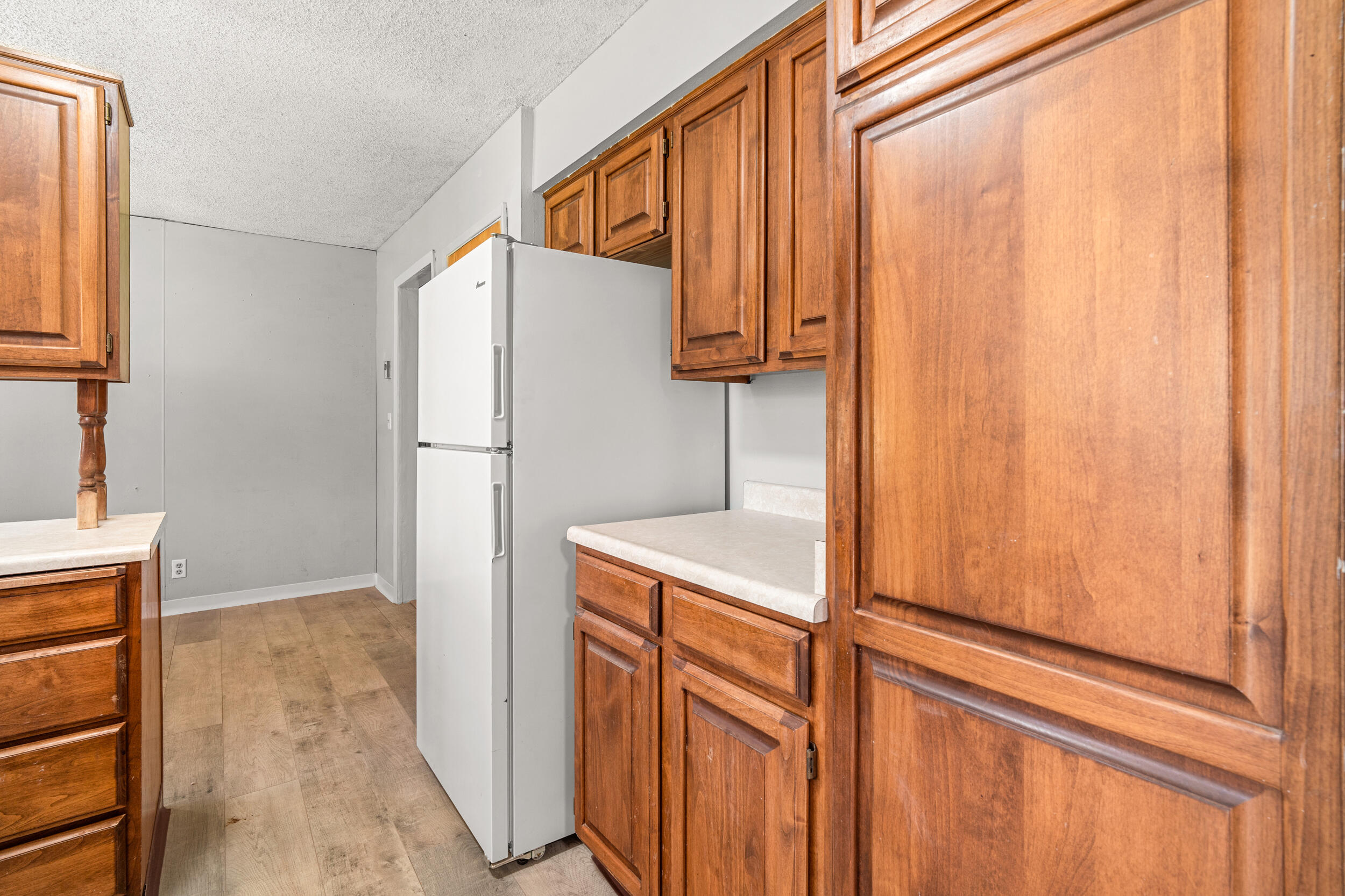 Land Of Many Oaks - Residential