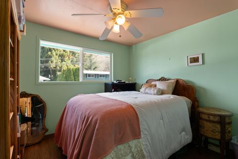 Tiny photo for 935 View Street, Reedsport, OR 97467 (MLS # 220217382)