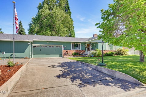 Tiny photo for 1130 Crest Drive, Central Point, OR 97502 (MLS # 220223753)
