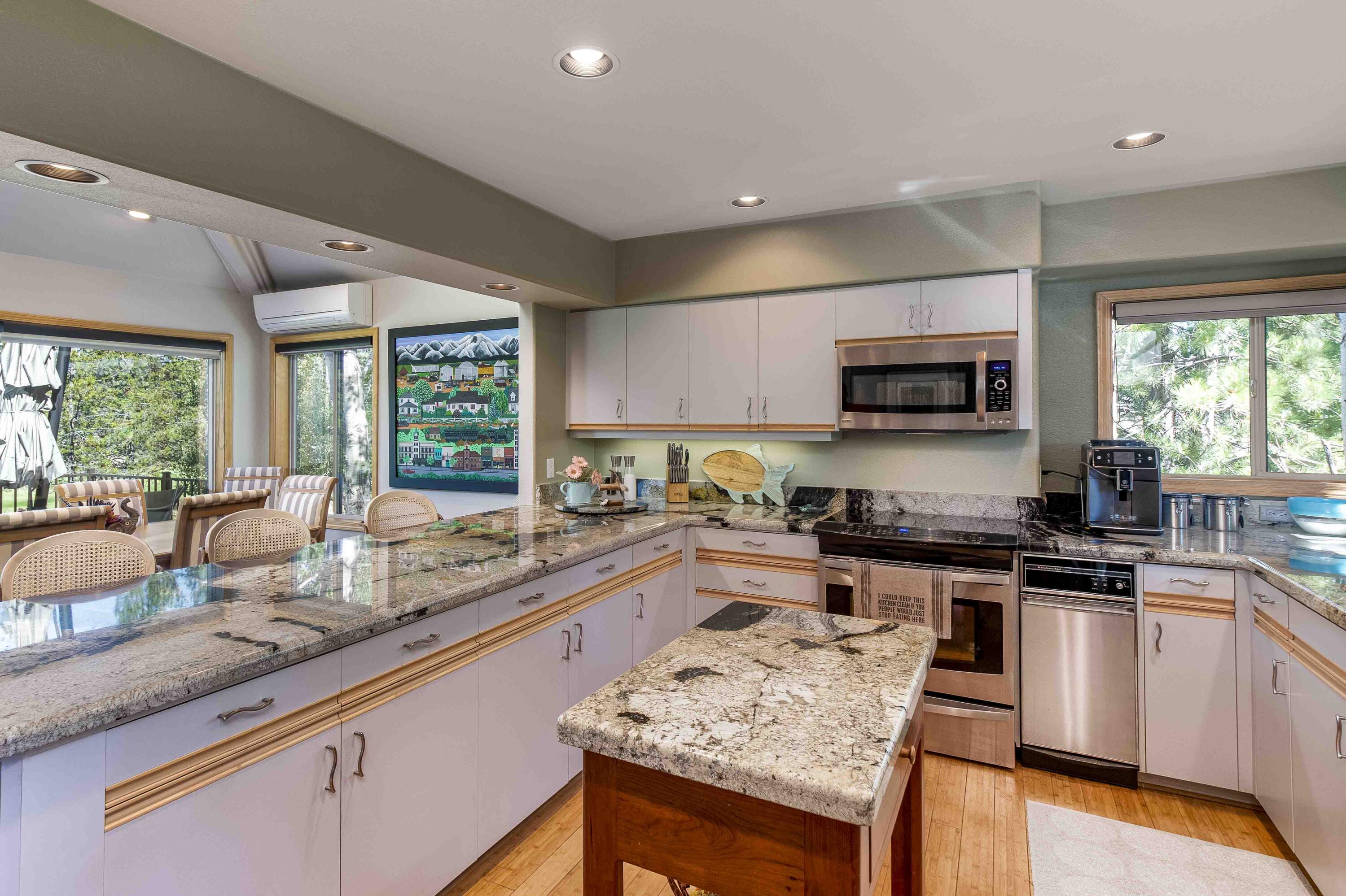 Fairway Point Villag - Residential