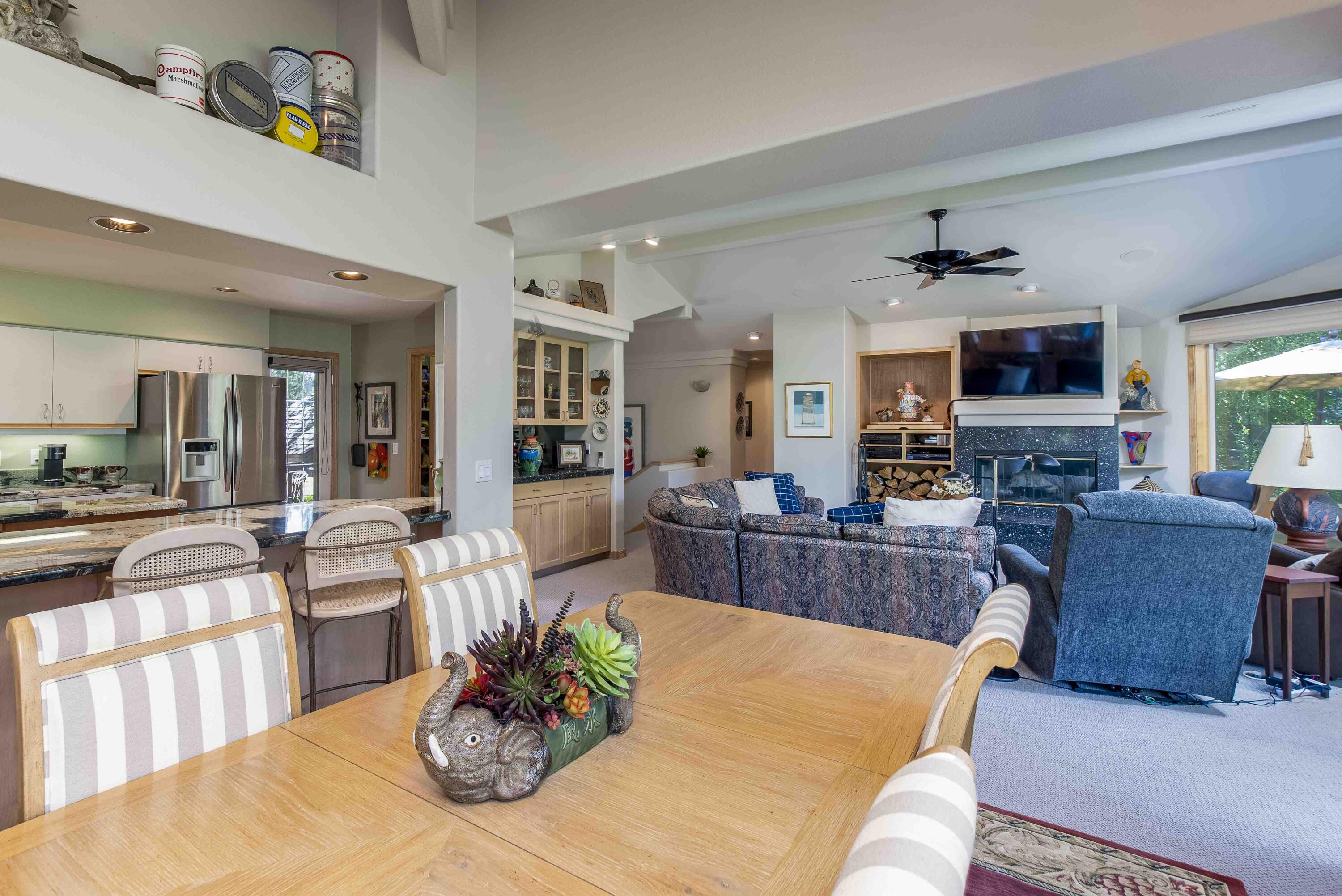 Fairway Point Villag - Residential