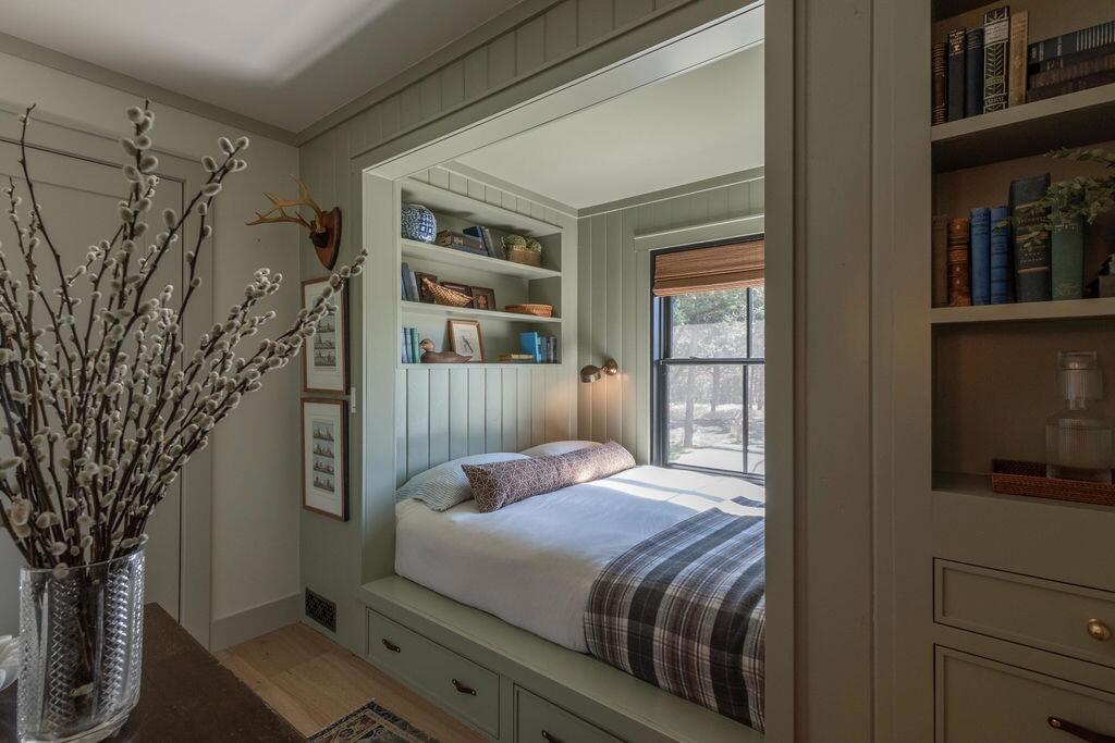 Tumalo Rim - Residential