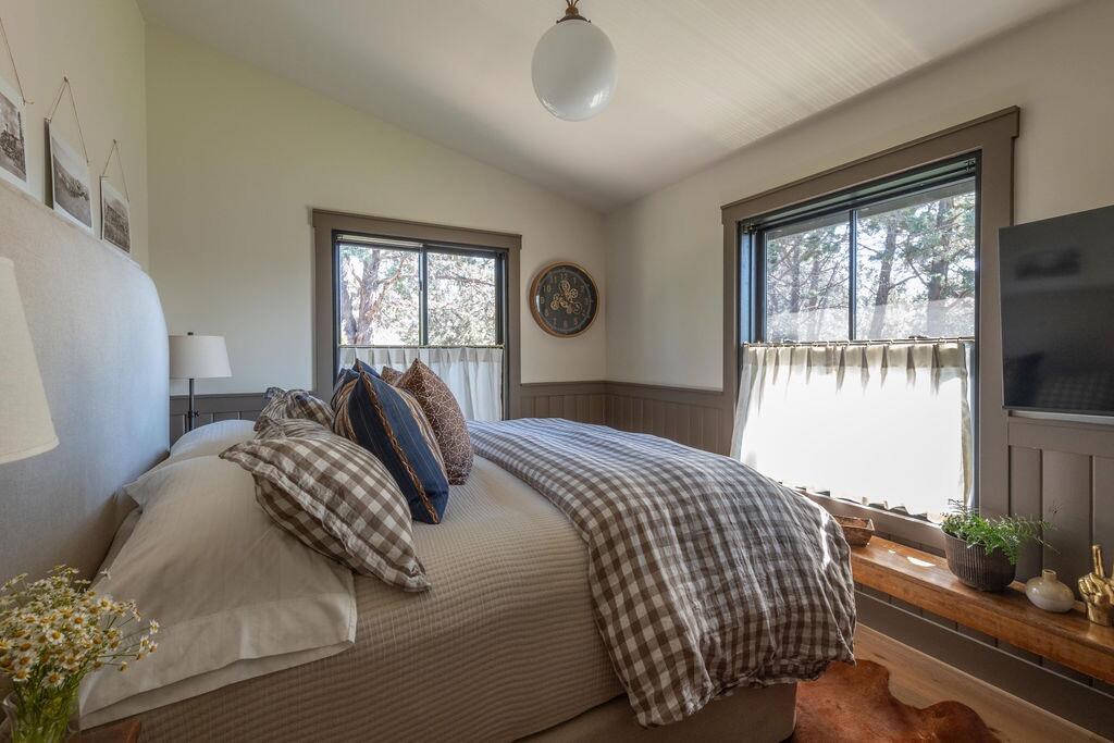 Tumalo Rim - Residential