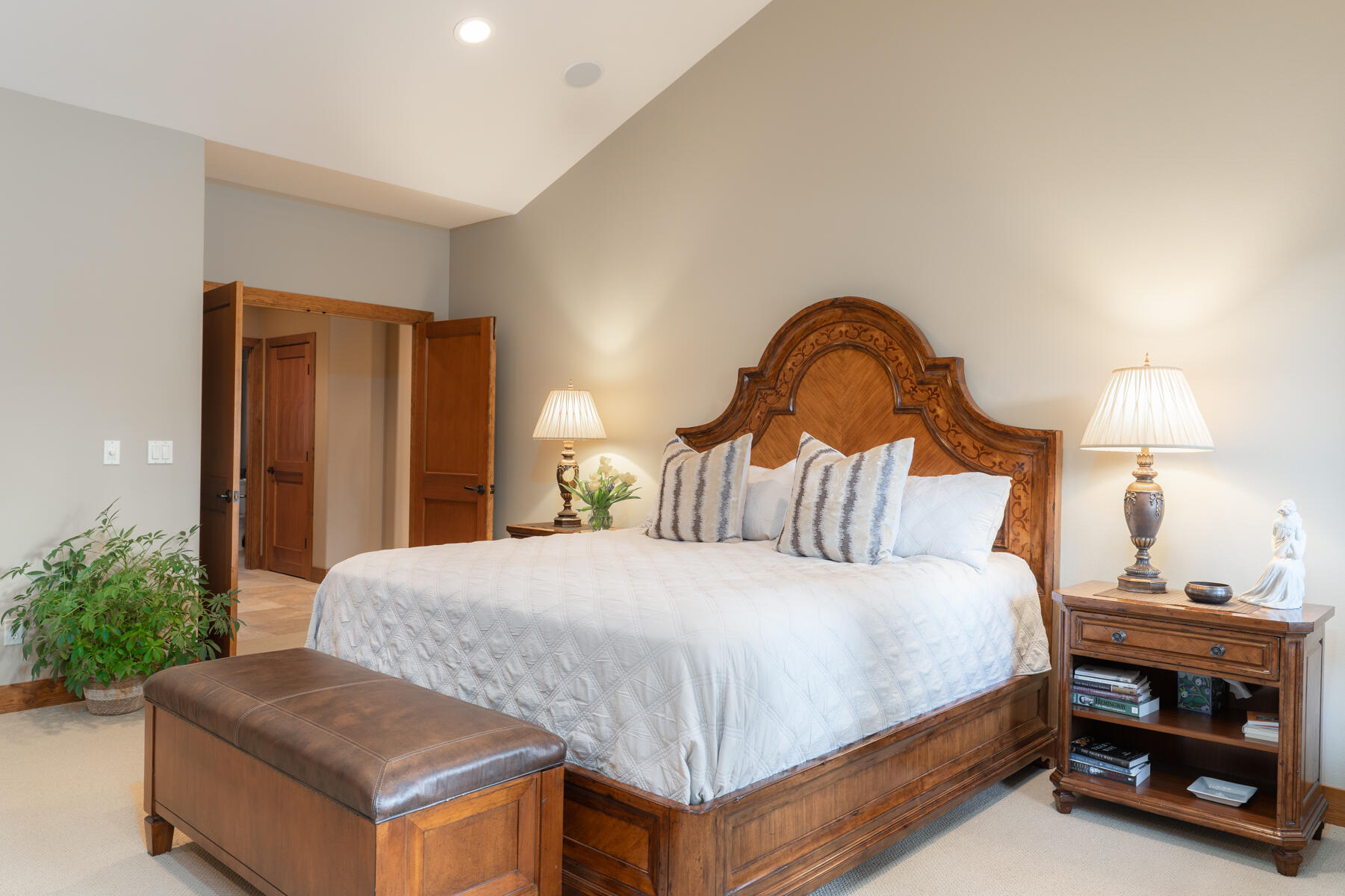 Broken Top - Residential