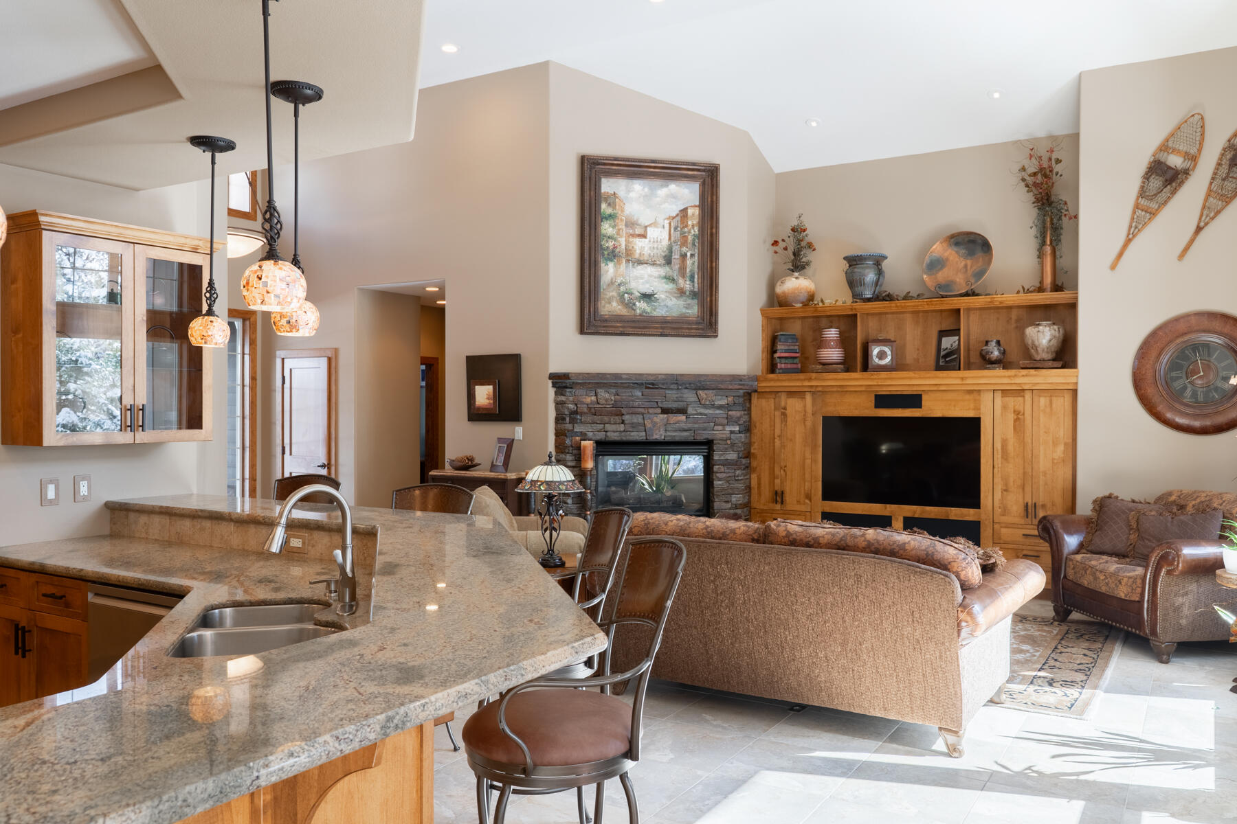 Broken Top - Residential