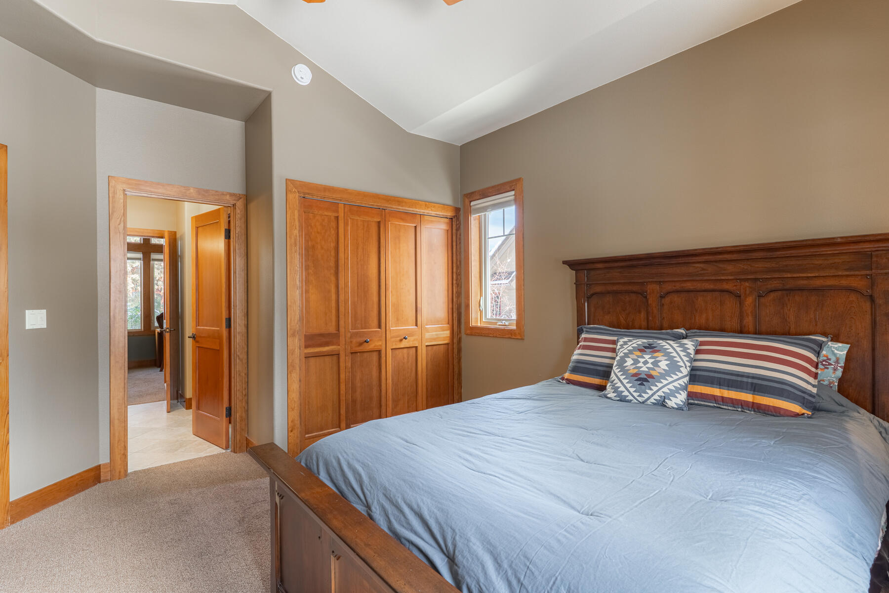 Broken Top - Residential