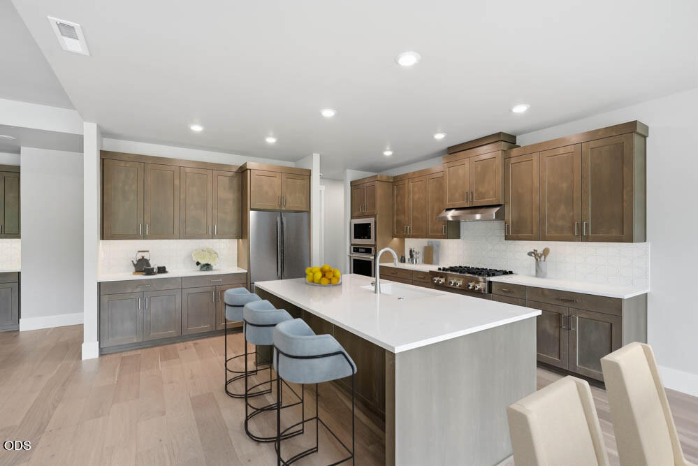 1331 NW Ochoa Drive