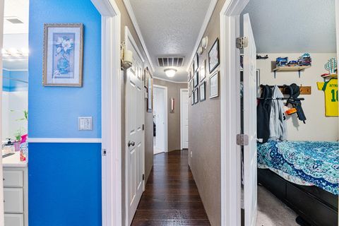 Tiny photo for 7961 Isabella Way, White City, OR 97503 (MLS # 220215549)