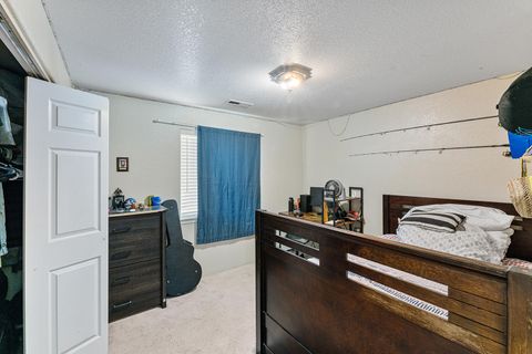 Tiny photo for 7961 Isabella Way, White City, OR 97503 (MLS # 220215549)