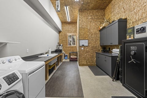 Tiny photo for 53690 Central Way, La Pine, OR 97739 (MLS # 220229415)