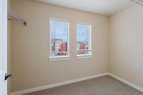 Tiny photo for 20751 NE Boulderfield Avenue, Bend, OR 97701 (MLS # 220211472)