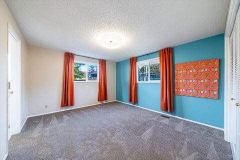 Tiny photo for 208 Oregon Terrace, Medford, OR 97504 (MLS # 220211829)