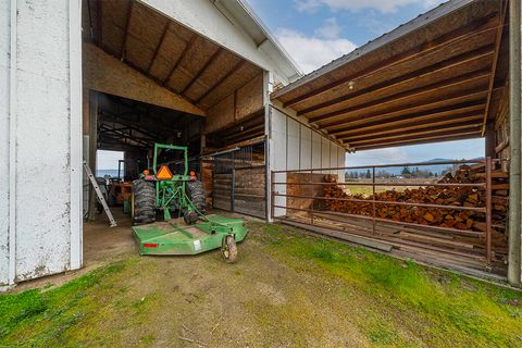 Tiny photo for 408 Oak Grove Road, Medford, OR 97501 (MLS # 220214859)