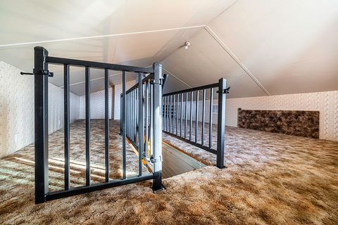 Tiny photo for 408 Oak Grove Road, Medford, OR 97501 (MLS # 220214859)