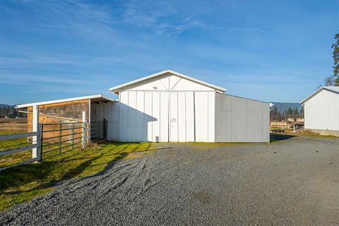 Tiny photo for 408 Oak Grove Road, Medford, OR 97501 (MLS # 220214859)