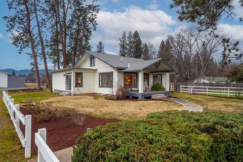 Tiny photo for 408 Oak Grove Road, Medford, OR 97501 (MLS # 220214859)