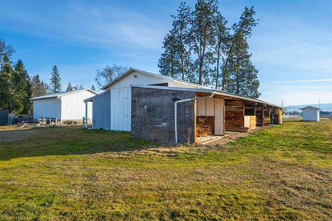 Tiny photo for 408 Oak Grove Road, Medford, OR 97501 (MLS # 220214859)