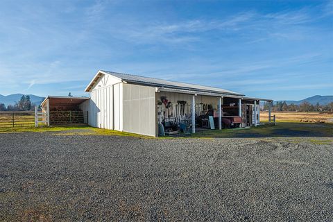 Tiny photo for 408 Oak Grove Road, Medford, OR 97501 (MLS # 220214859)