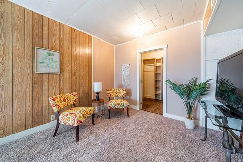 Tiny photo for 408 Oak Grove Road, Medford, OR 97501 (MLS # 220214859)