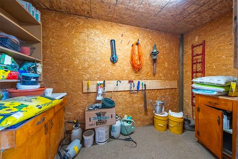 Tiny photo for 408 Oak Grove Road, Medford, OR 97501 (MLS # 220214859)