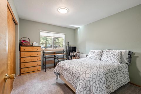 Tiny photo for 18900 Tuscarora Lane, Bend, OR 97702 (MLS # 220217073)