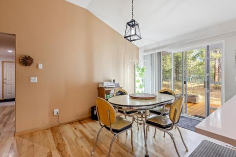 Tiny photo for 18900 Tuscarora Lane, Bend, OR 97702 (MLS # 220217073)