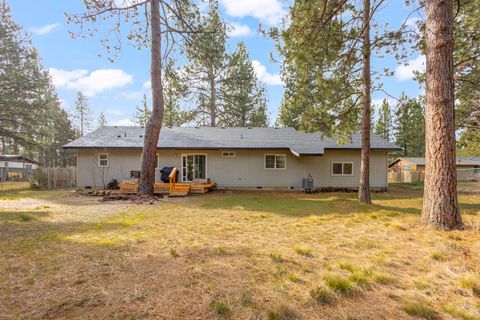 Tiny photo for 18900 Tuscarora Lane, Bend, OR 97702 (MLS # 220217073)