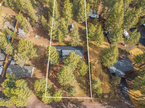 Photo of 18900 Tuscarora Lane, Bend, OR 97702 (MLS # 220217073)