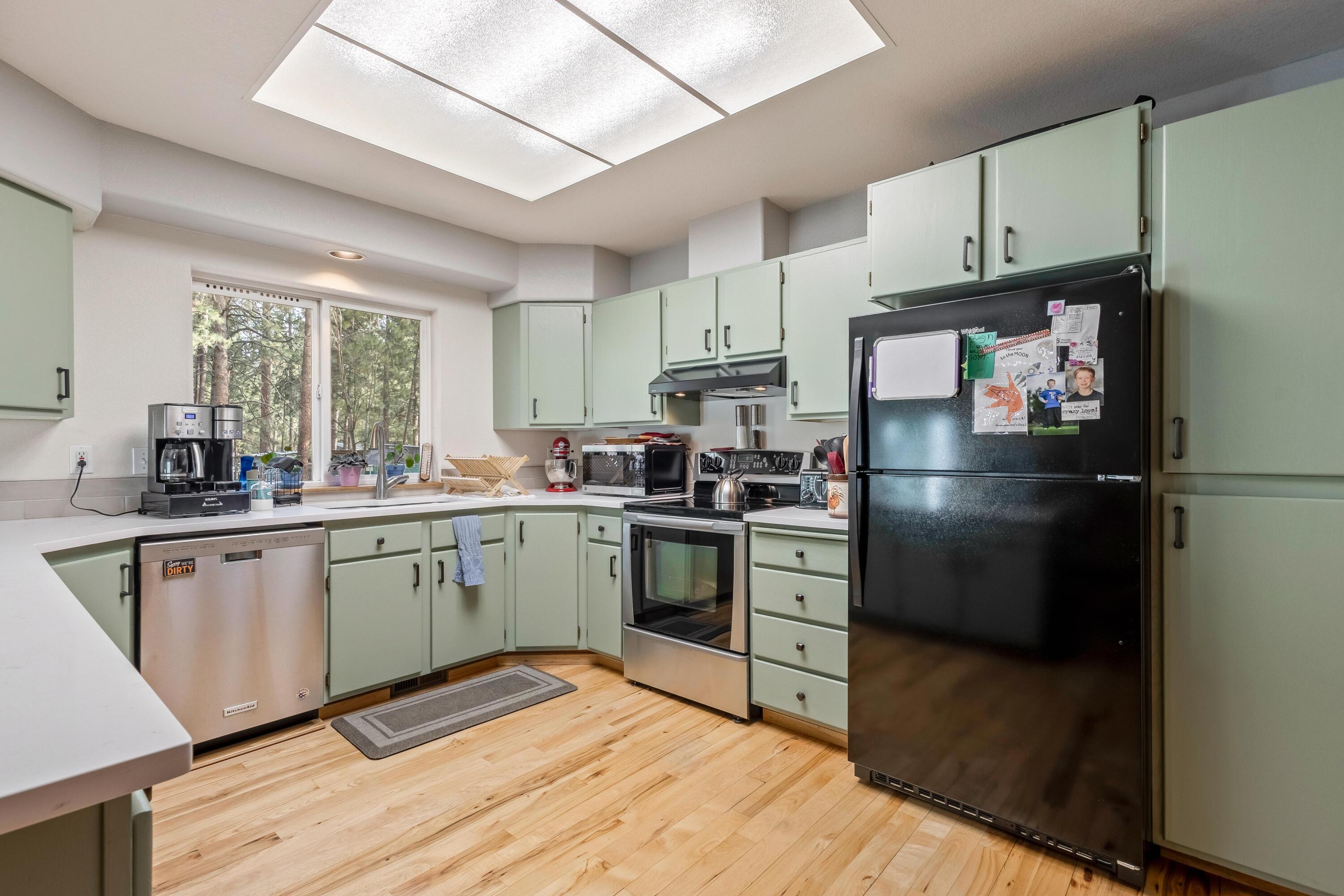 18900 Tuscarora Lane